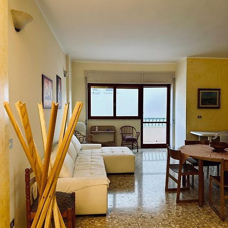Sea View Apartment Галлиполи Экстерьер фото